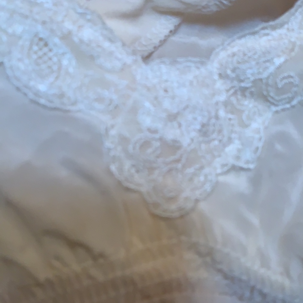 ANTHROPOLOGIE Nanette LEPORE SILK WHITE TOP BLOUSE SZ 8 FEMININE CLASSIC LACE - Picture 3 of 10